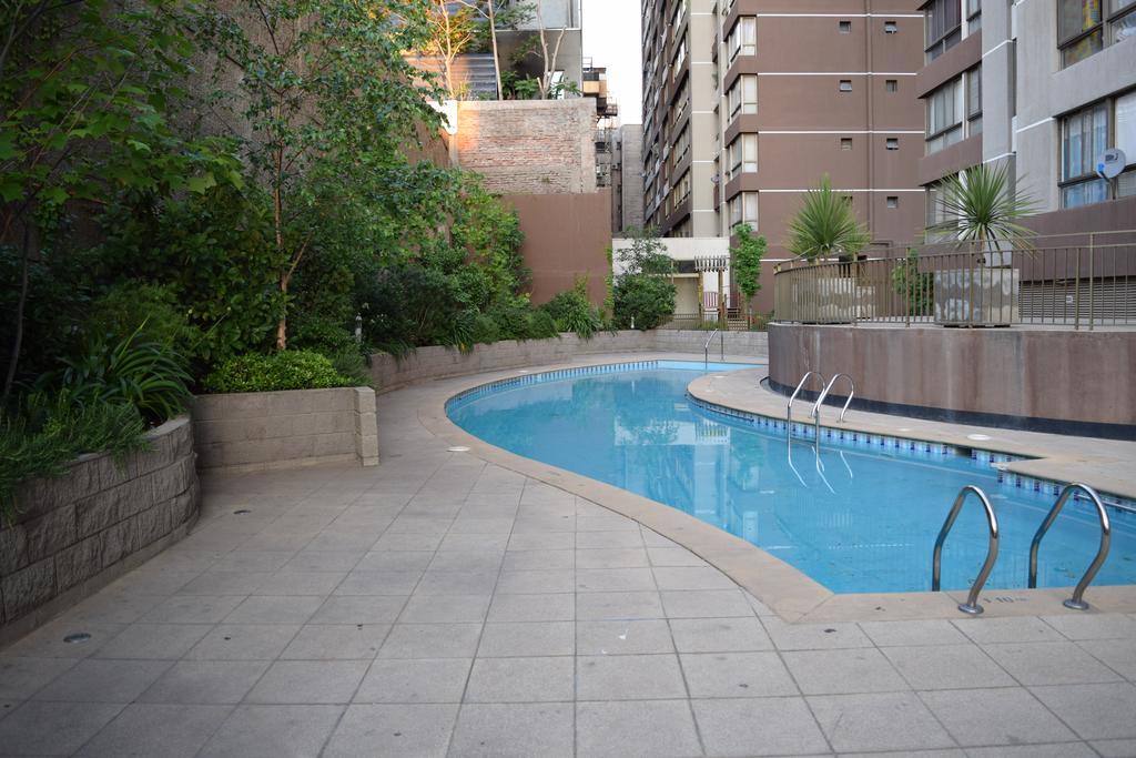 Sys Suites Lord Cochrane Santiago Exterior photo